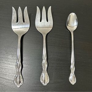 WM Rodger’s & Son Royal Manor Stainless 2 Serving Forks  & Ice Tea Spoon